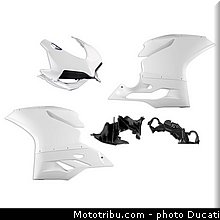 ducati_2013_panigale_1199_r_0121.jpg