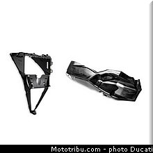 ducati_2013_panigale_1199_r_0123.jpg