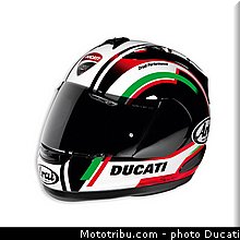 ducati_2013_panigale_1199_r_0132.jpg