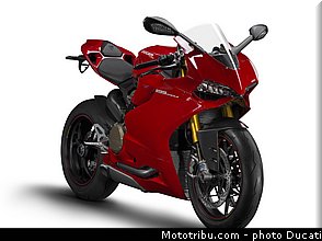ducati_2013_panigale_1199_s_018.jpg