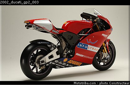 2002_ducati_gp2_003.jpg