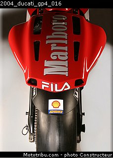 2004_ducati_gp4_016.jpg