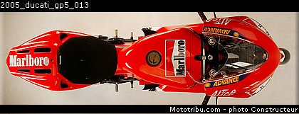 2005_ducati_gp5_013.jpg