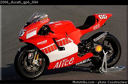 2006_ducati_gp6_004.jpg