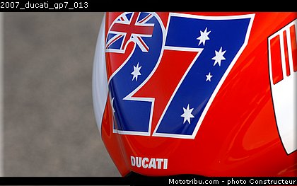 2007_ducati_gp7_013.jpg