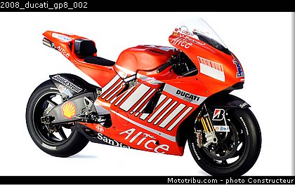 2008_ducati_gp8_002.jpg