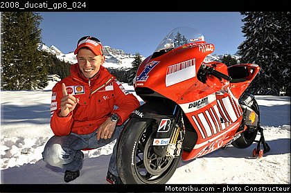 2008_ducati_gp8_024.jpg
