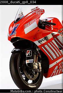 2008_ducati_gp8_034.jpg