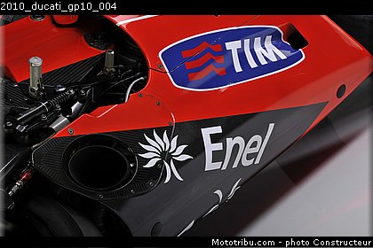 2010_ducati_gp10_004.JPG