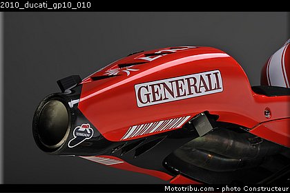 2010_ducati_gp10_010.JPG