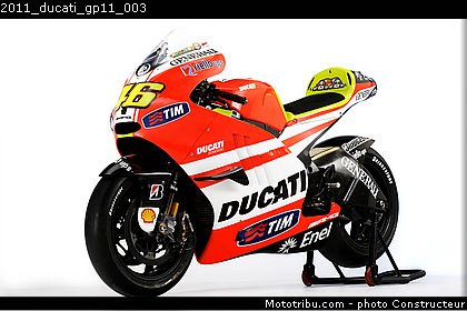 2011_ducati_gp11_003.jpg