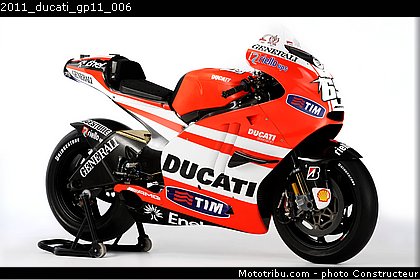 2011_ducati_gp11_006.jpg