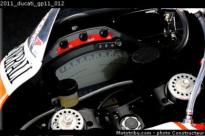 2011_ducati_gp11_012.jpg