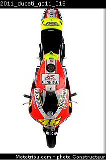 2011_ducati_gp11_015.jpg
