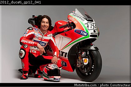 2012_ducati_gp12_041.jpg