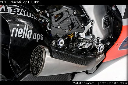 2013_ducati_gp13_031.jpg