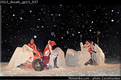 2013_ducati_gp13_037.jpg