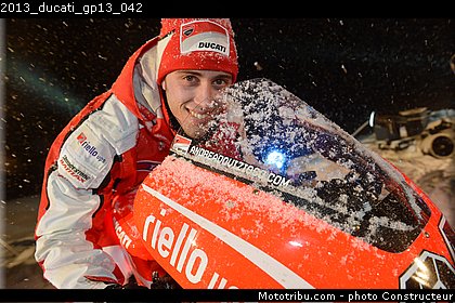 2013_ducati_gp13_042.jpg