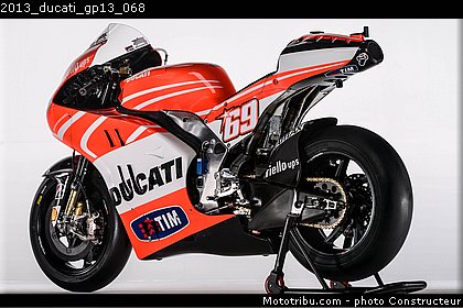 2013_ducati_gp13_068.jpg