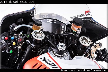 2015_ducati_gp15_004.jpg