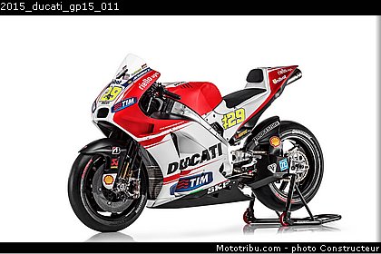 2015_ducati_gp15_011.jpg