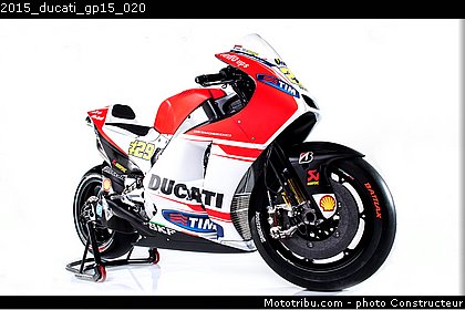 2015_ducati_gp15_020.jpg