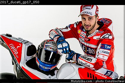 2017_ducati_gp17_050.jpg