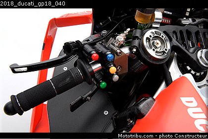 2018_ducati_gp18_040.jpg