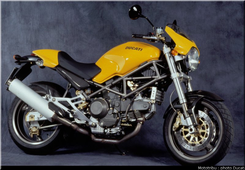008_2000_m900sie