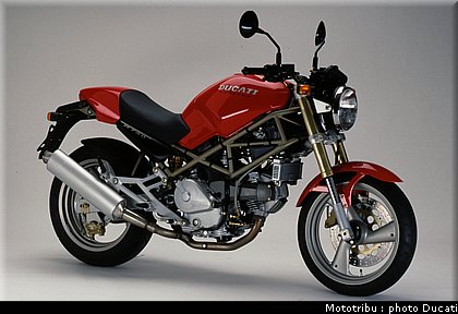 004_1996_m750.jpg