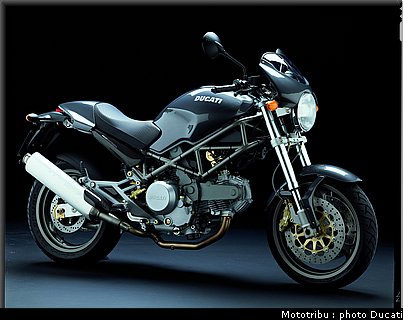 010_2002_m620s.jpg