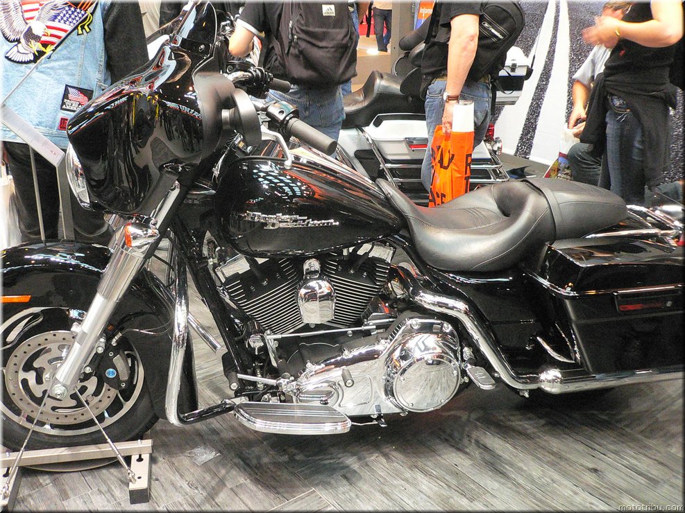 MOTO 