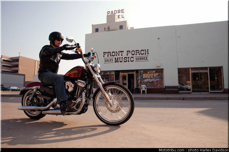xl1200v_06_harley_davidson_sporster_2012