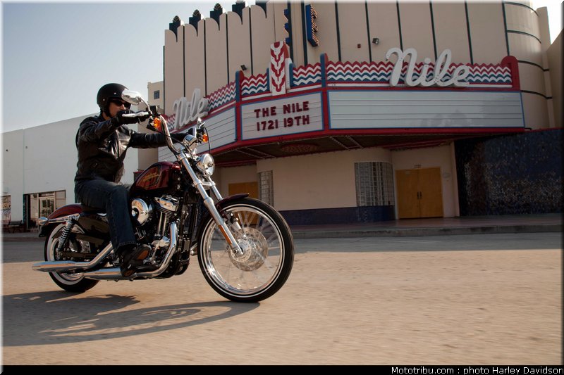 xl1200v_07_harley_davidson_sporster_2012
