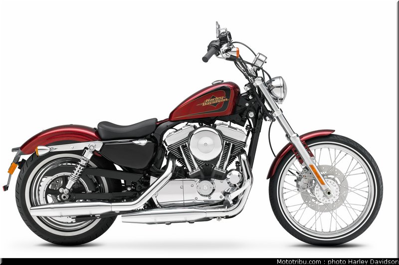 xl1200v_12_harley_davidson_sporster_2012