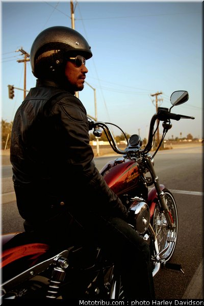 xl1200v_16_harley_davidson_sporster_2012