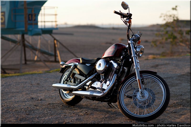xl1200v_32_harley_davidson_sporster_2012