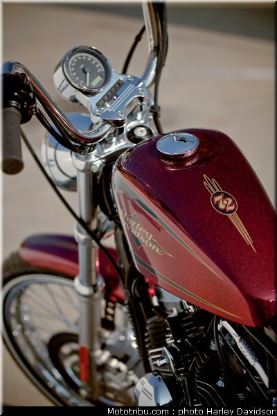 xl1200v_35_harley_davidson_sporster_2012