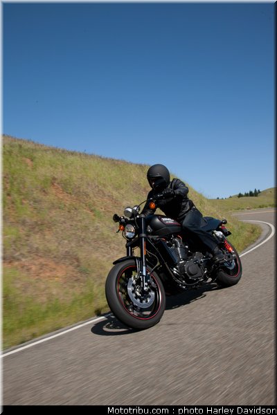 xr1200x_08_harley_davidson_sporster_2012