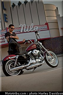 xl1200v_26_harley_davidson_sporster_2012.jpg