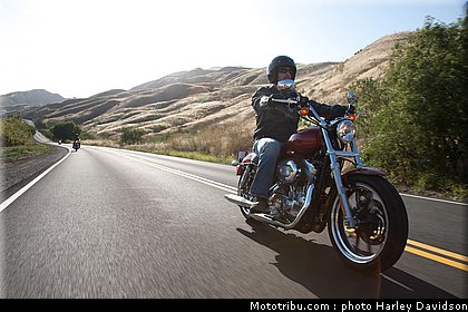 xl883l_superlow_10_harley_davidson_sporster_2012.jpg