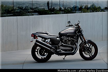xr1200x_01_harley_davidson_sporster_2012.jpg