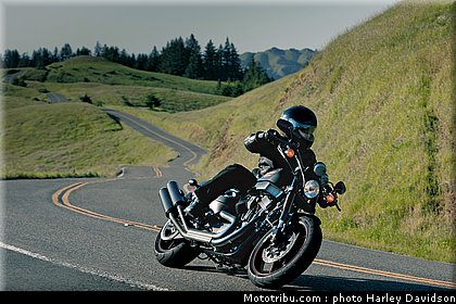 xr1200x_10_harley_davidson_sporster_2012.jpg