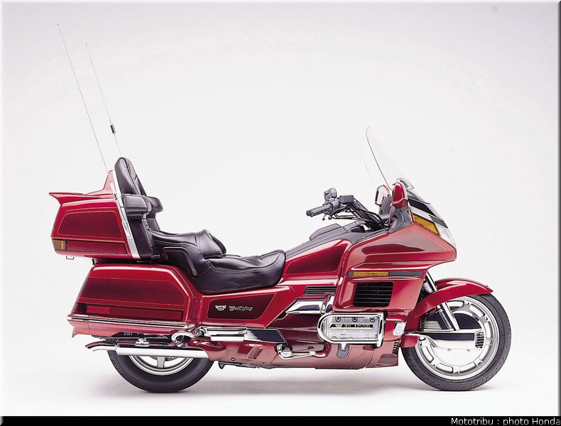 honda_goldwing_1994