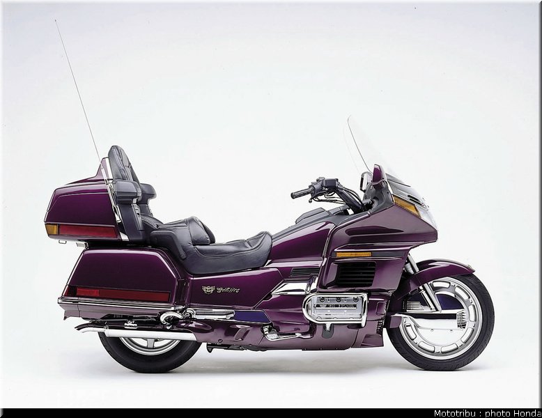 honda_goldwing_1995