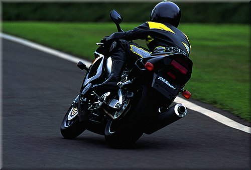 honda-1000cbr-1996-003.jpg