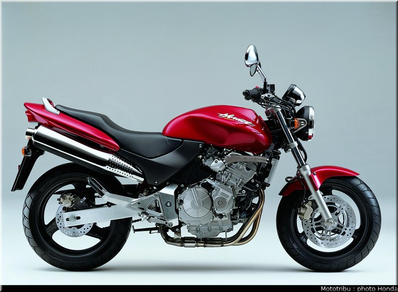 honda_hornet1998_002