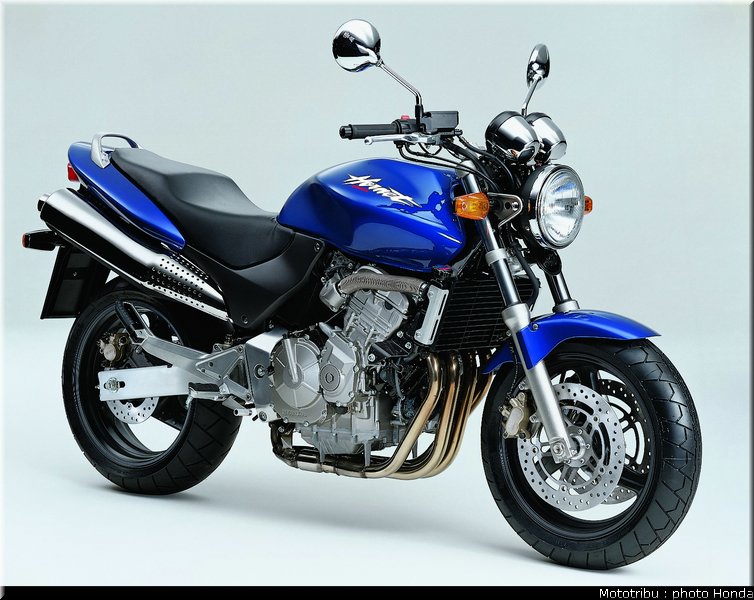 honda_hornet1998_006