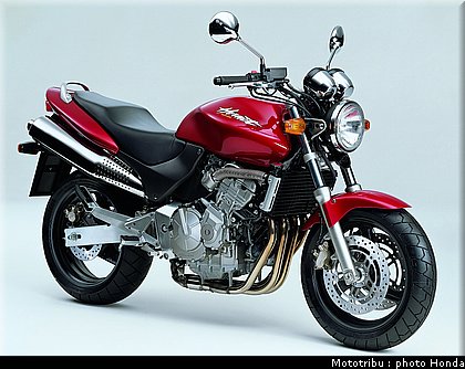 honda_hornet1998_003.jpg