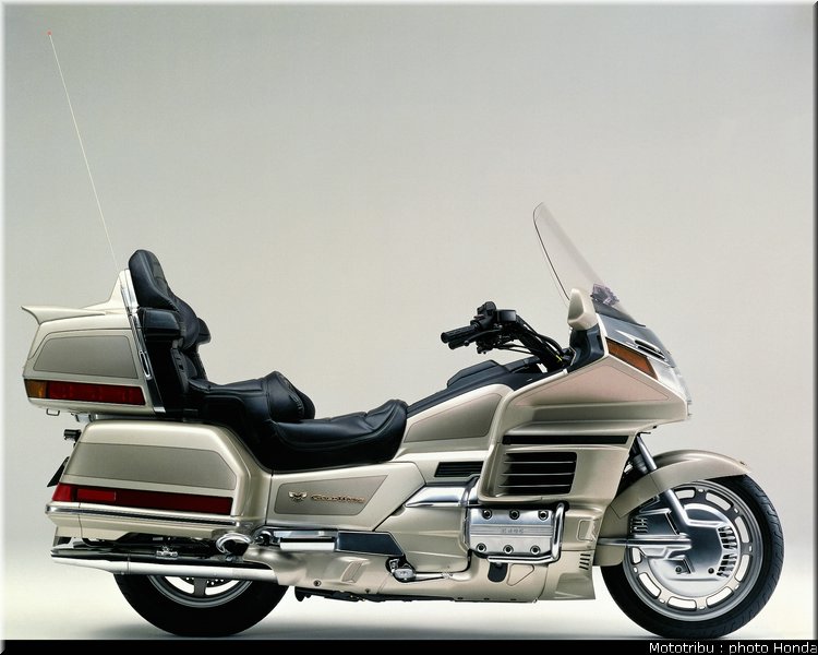 honda_goldwing_1998_3